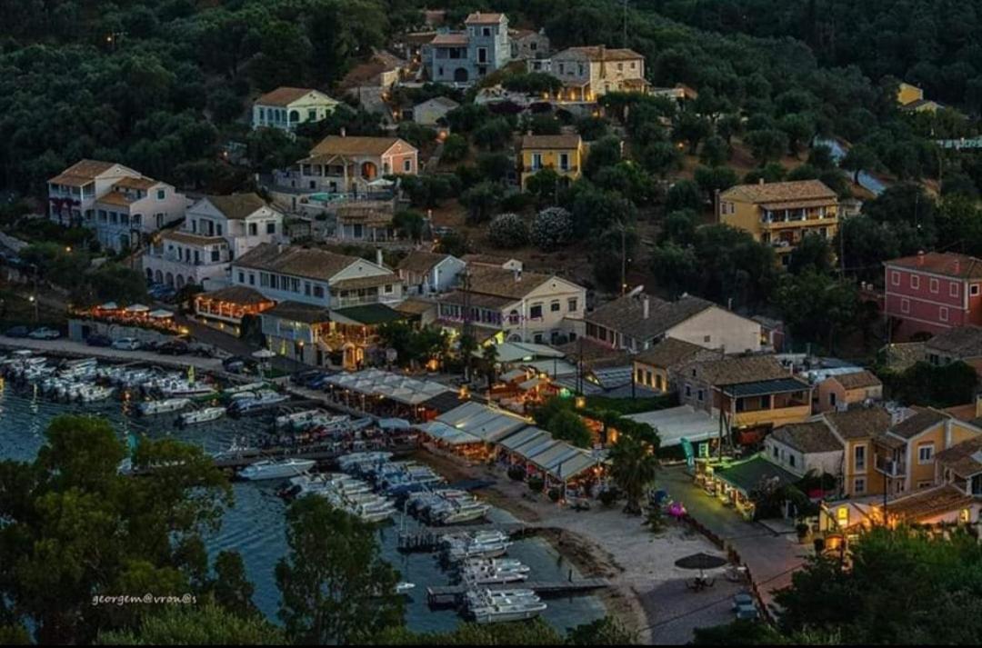 Olive Grove Deluxe Apartment Agnítsini Eksteriør billede